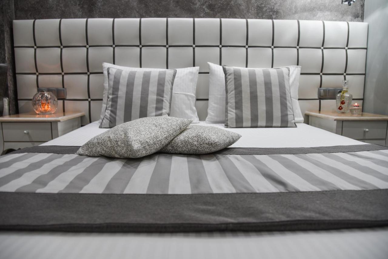 Elenas Apartments 사르티 외부 사진