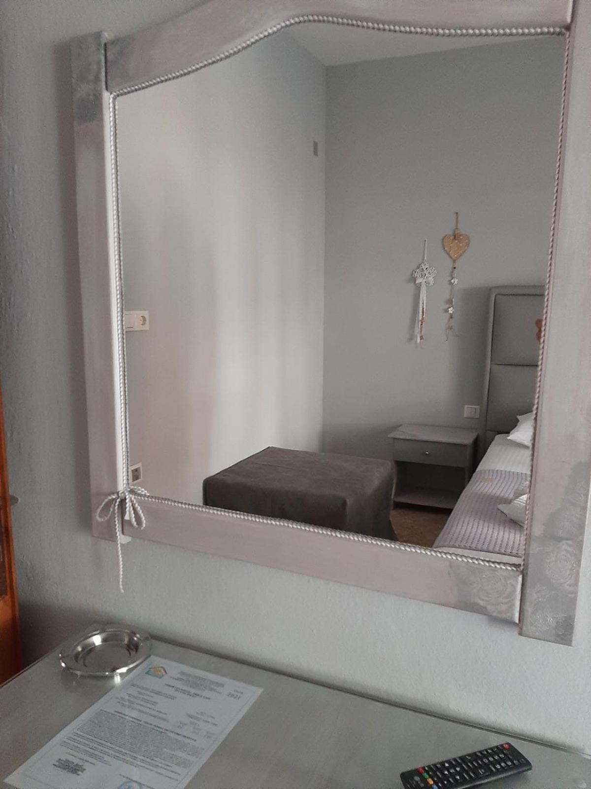 Elenas Apartments 사르티 외부 사진