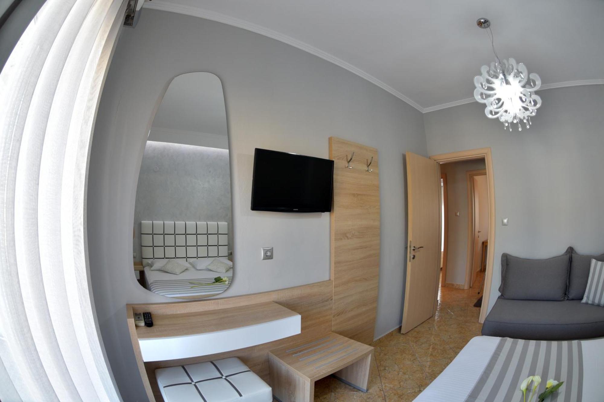 Elenas Apartments 사르티 외부 사진